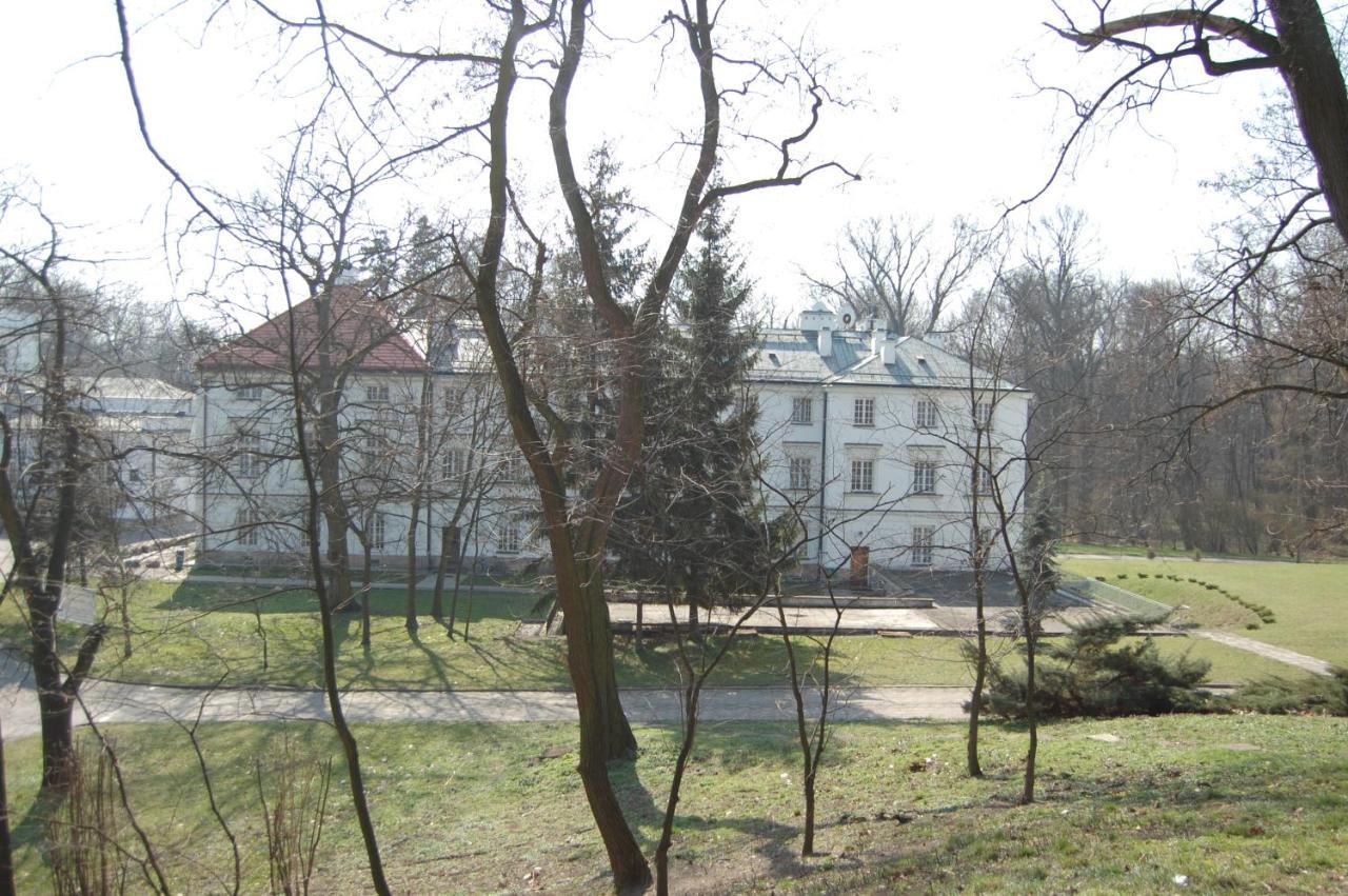 Hotel Butikowy Palac Jablonna エクステリア 写真